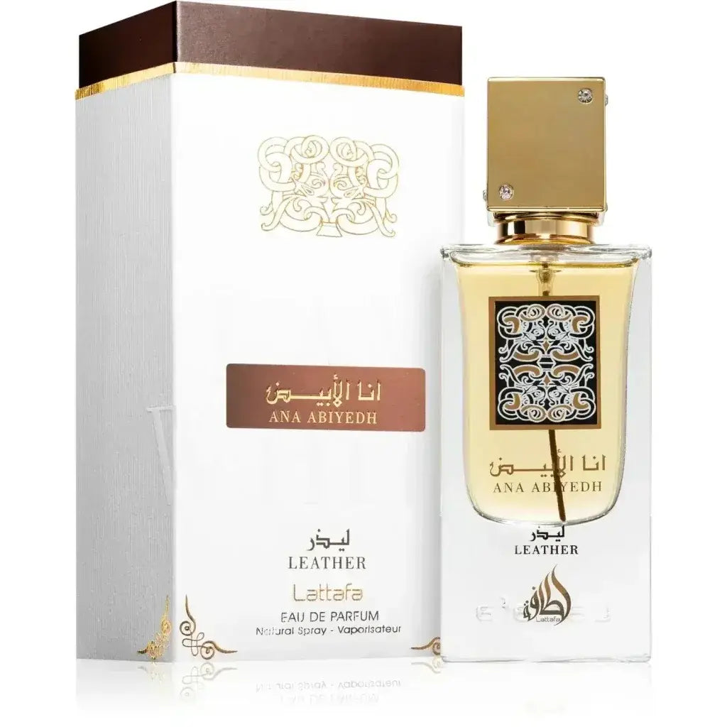 Een heldere glazen fles Lattafa Parfum Ana Abiyedh Leather eau de parfum met gouden dop en arabische kalligrafie label