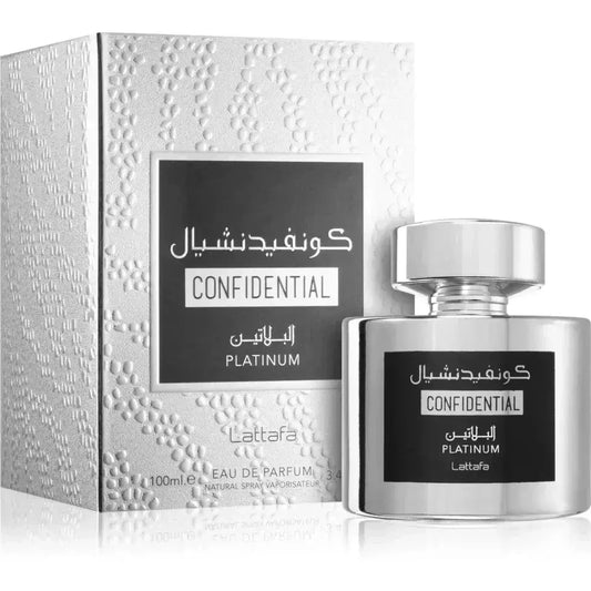 Zilver metalen fles lattafa confidential platinum eau de parfum met strak rechthoekig ontwerp en zwart label