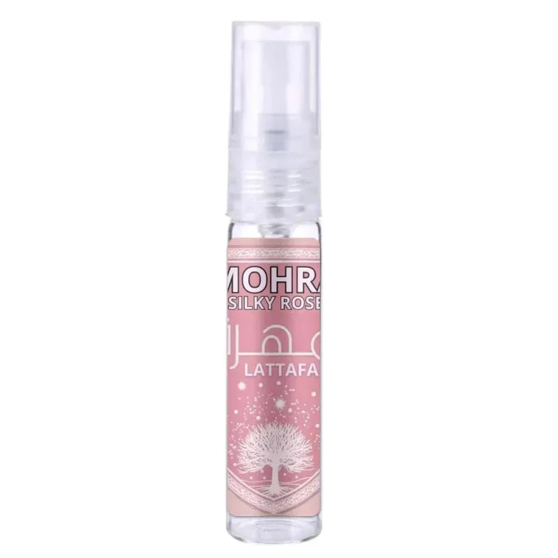 Roze parfumfles met Mohr-logo en boomontwerp van Lattafa Parfum Mohra Silky Rose