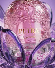 Lattafa Petra Viola detailfoto
