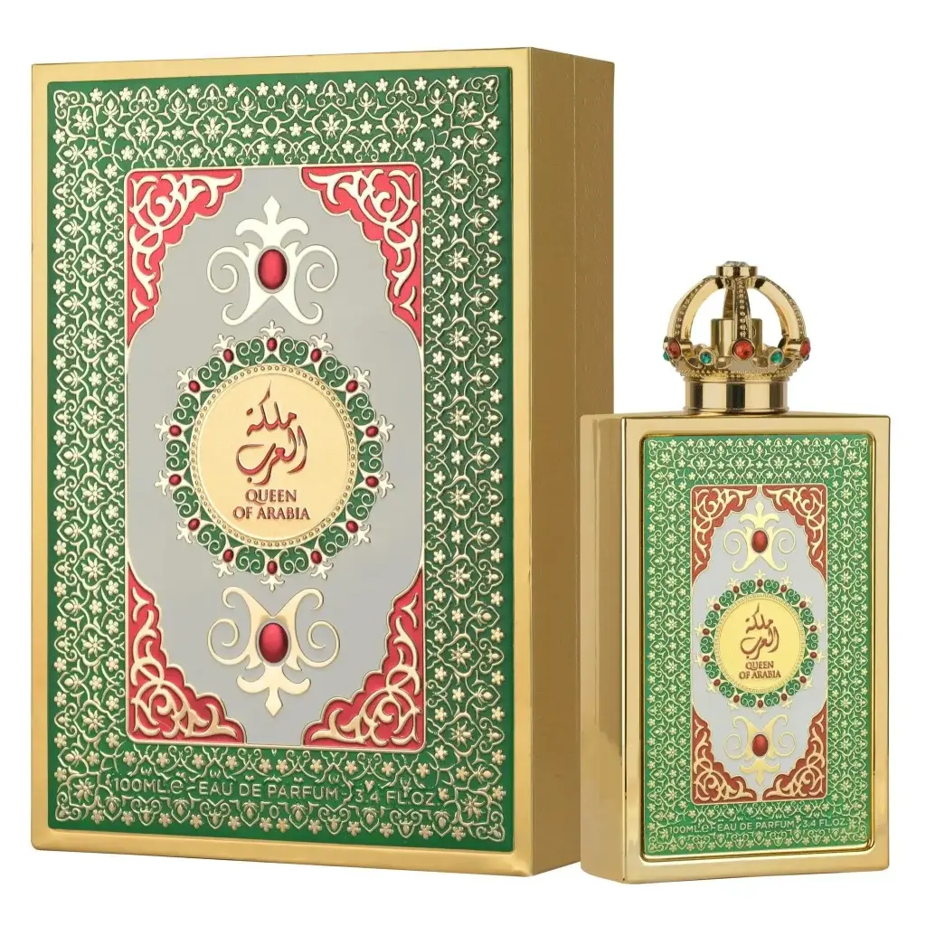 Lattafa queen of arabia gouden rechthoekige parfumfles met ingewikkeld groen en rood ornament en kroonvormige dop