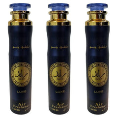 Drie identieke navy blue en gouden luxe luchtverfrissers van Lattafa Lataffa
