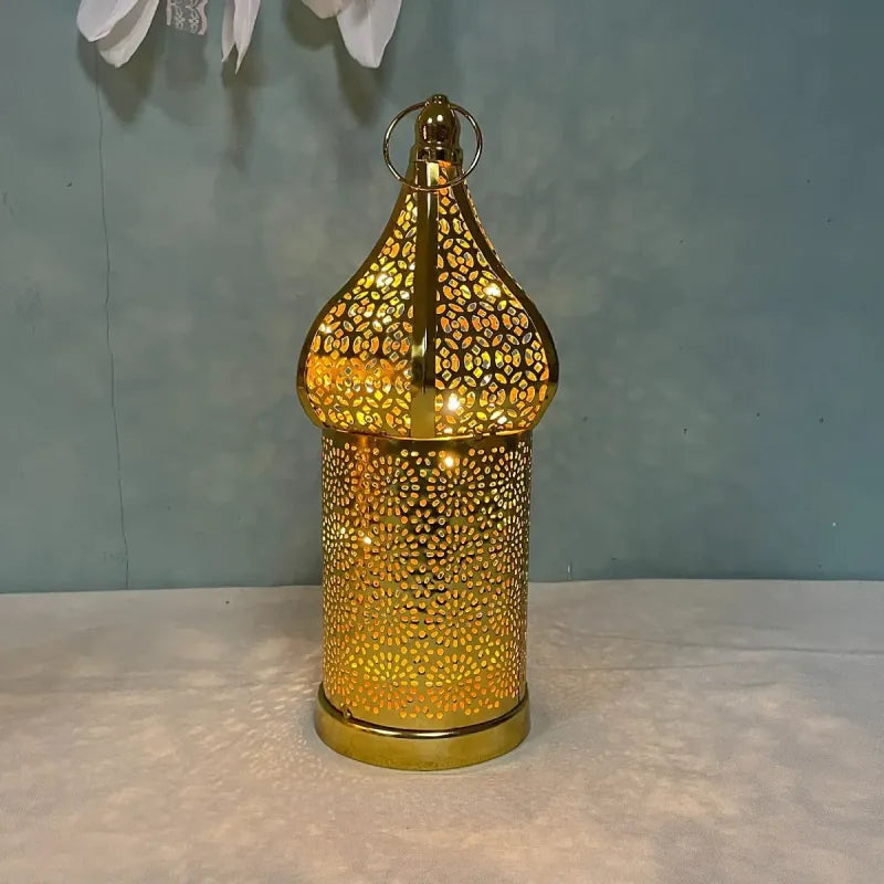 Gouden LED Lantaarn Marokkaans Goudkleurig met intricaten patronen, 12cm x 11cm