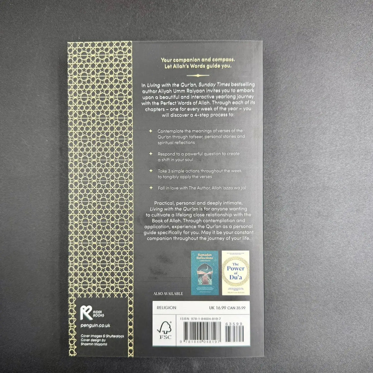 Living with the Qur’an: “A must-have for every Muslim home by Mufti Menk - Islamboekhandel.nl