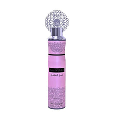 Pink luchtverfrisser spray kan van Areej al Zahoor met Arabische geur