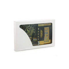 Luxe Kaaba cadeauset met groen/witte gebedskleed, tasbih, koran arabisch, parfum en dadels - Islamboekhandel.nl