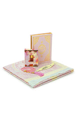 Luxe roze cadeauset met een engels/arabische koran en parfum - Islamboekhandel.nl