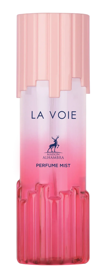 Een elegant roze gradient bodymistflesje met geribbelde glazen ontwerp en bijpassende dop van maison alhambra
