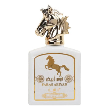 Witte parfummfles met gouden paardenhoofddeksel en arabische tekst van faras abiyad manasik faras abiyad