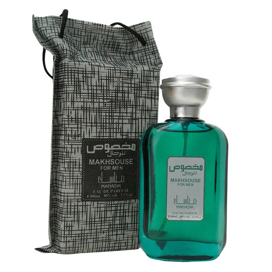 Emeralgreen glazen fles makhousse eau de parfum voor mannen van mahasin met zilveren dop en label manasik makhsouse grey