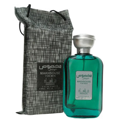 Emeralgreen glazen fles makhousse eau de parfum voor mannen van mahasin met zilveren dop en label manasik makhsouse grey