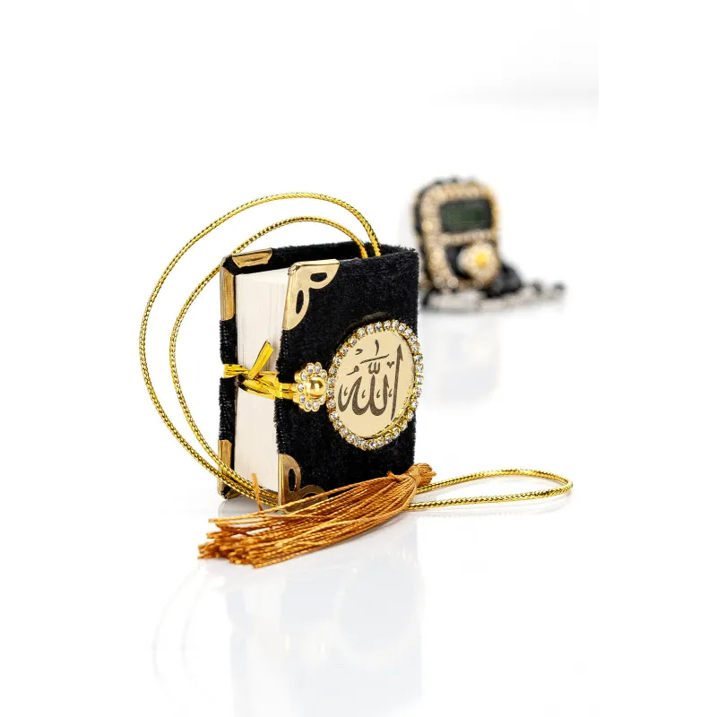 Decoratieve mini Quran met gouden tassel en metalen versieringen in zwart luxe cadeauset