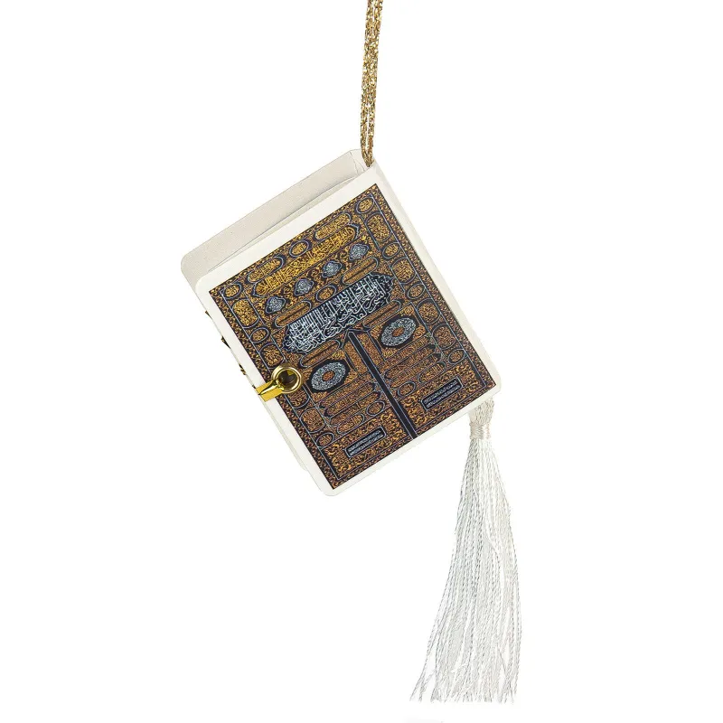 Decoratieve boekvormige ornament van Mini Koran met Kaaba deur patroon en witte tassel