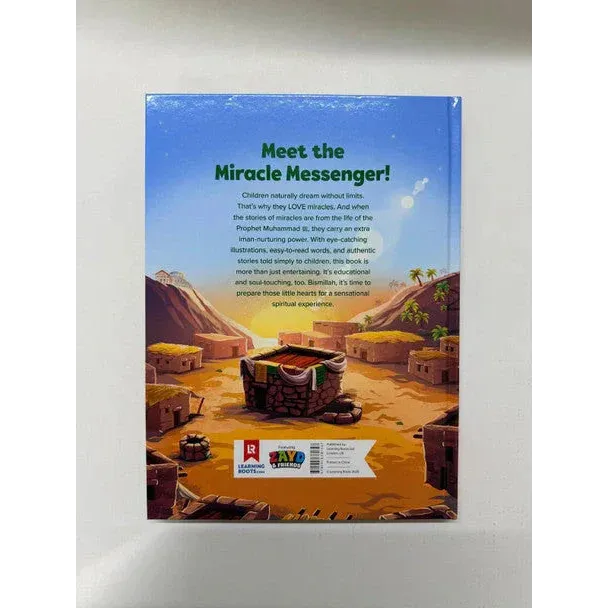 Achterzijde van het kinderboek miracles of Muhammad (SAW) met levendige illustratie van een stenen kist in oude woestijn
