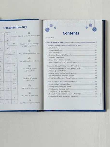 Blauw gebonden boek my dua companion met transliteratiesleutel en inhoudsopgave voor een gids tot du’a