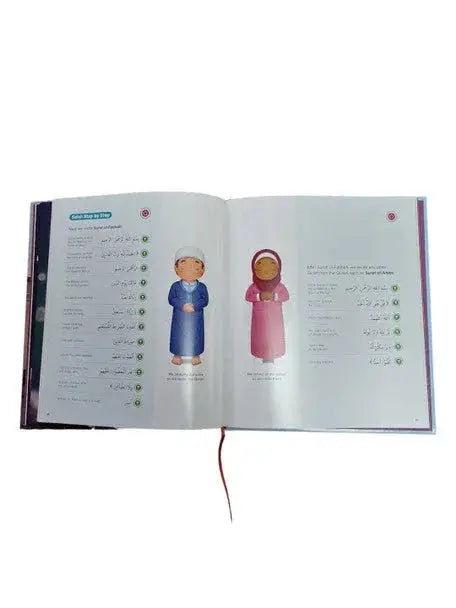 Open boek mijn eerste salah met illustraties van jongen in blauw en meisje in roze met arabische tekst uitleg