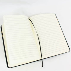 Zwart A5 notitieboek met goudfolie Kaaba-design en crèmekantjes