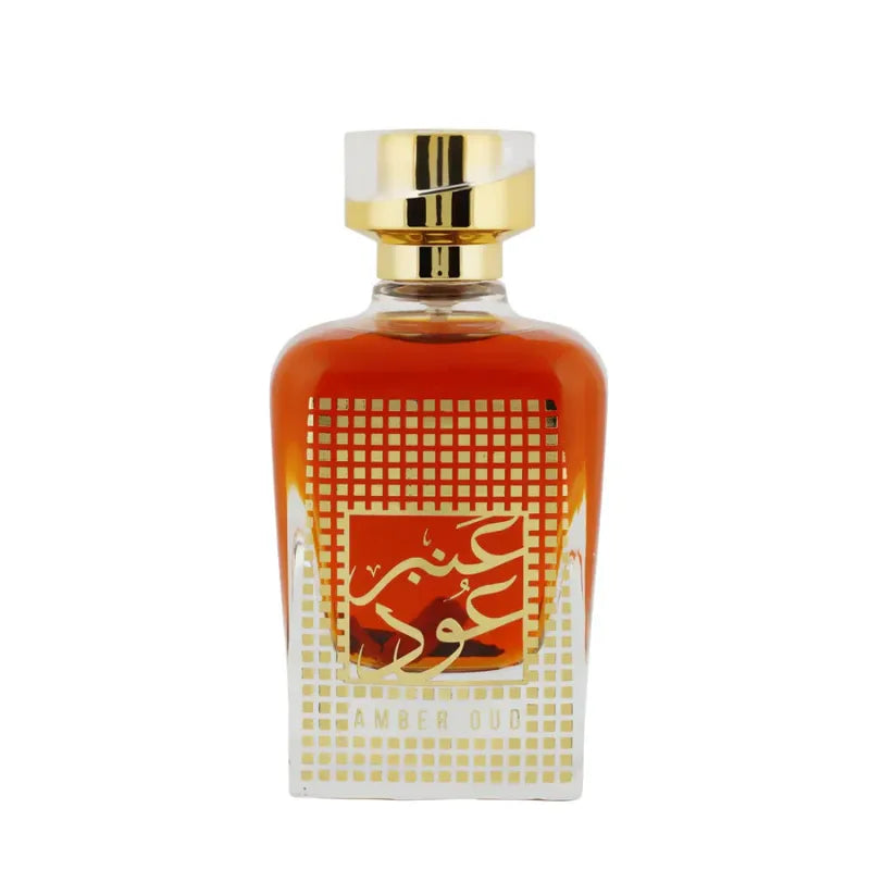 Amberkleurige parfumfles met gouden accenten voor Nusuk Parfum Amber Oud