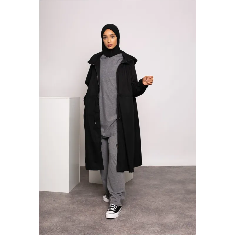 Zwarte hooded parka jas met hoge kraag en lange mouwen