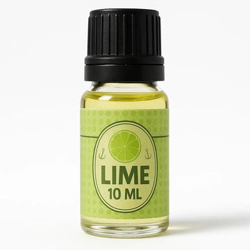 Een helder glazen flesje pure geurolie lime 10 ml met zwart geribbeld dopje en lichtgroene vloeistof