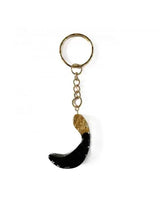 Raaa arabisch alfabet sleutelhanger met een glanzende zwarte en gouden halve maanvormige hanger