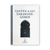 Wit hardcover boek regels omtrent vasten en het tarawieh-gebed met uitgesneden deuropening en maan door hadieth benelux