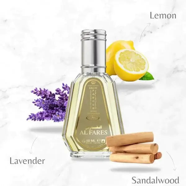 Een heldere glazen fles al fares parfum met zilveren dop en gouden gele vloeistof sau de parfum 50 ml al rehab