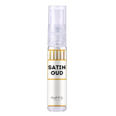 Clear spray bottle van Riffs Parfum Satin Oud, Arabische parfum met gouden accenten
