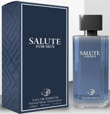 Blauwe glazen parfumfles met zwarte dop en label salute for men naast bijpassende marineblauwe doos van salute for men edp