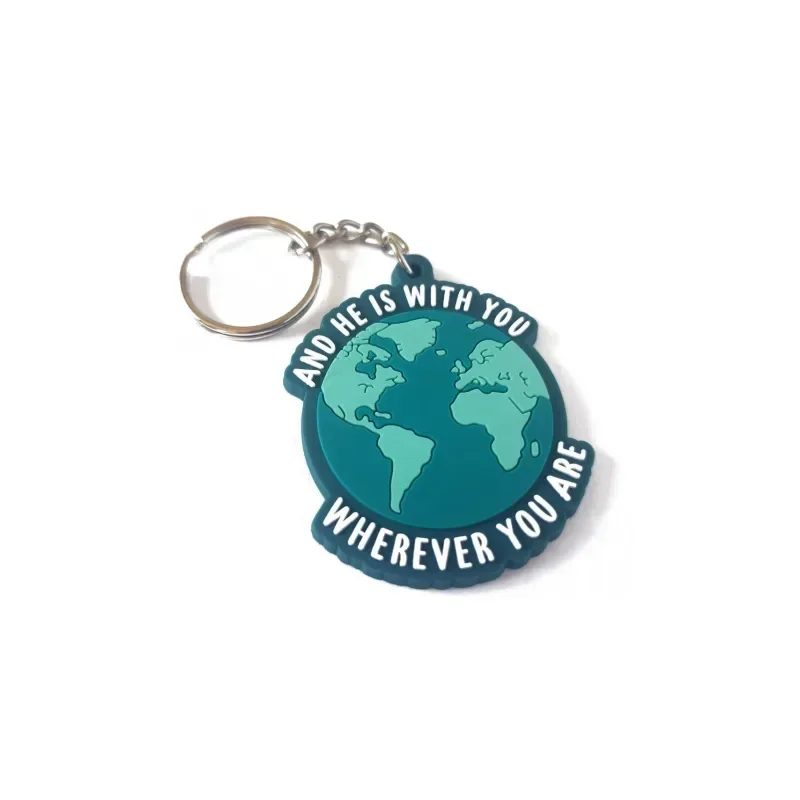 Sleutelhanger -and he is with you... - Islamboekhandel.nl