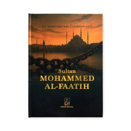 Hardcover boek sultan mohammed al-faatih met donkere cover oranje zonsondergang constantinopel skyline en zware ketting