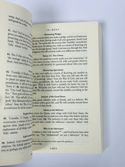 The Clear Quran English Pocket Size 14 x9.5cm - Islamboekhandel.nl