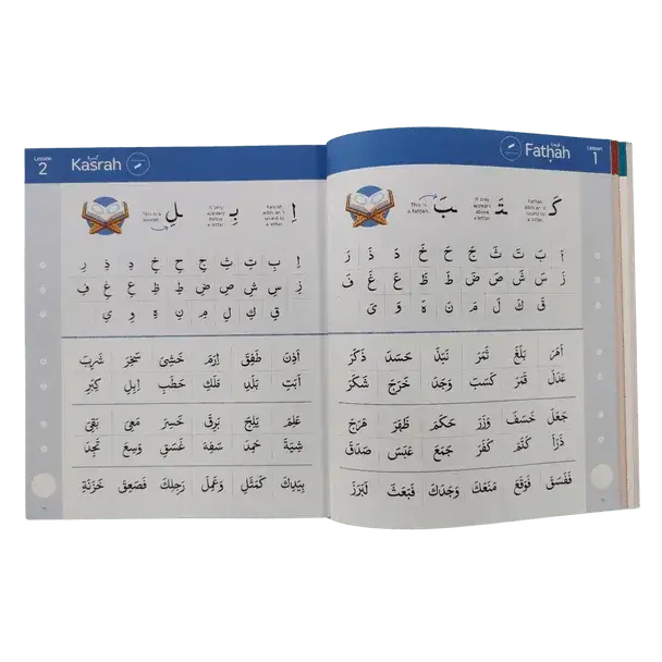 Blauw witte arabische alfabet leerboek met geïllustreerde letters en transliteraties the read qaidah madinah script softcover