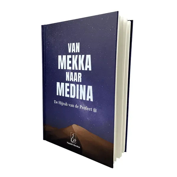 Staatboek met donkerblauwe kaft voor Van Mekka naar Medina De Hijrah van de Profeet