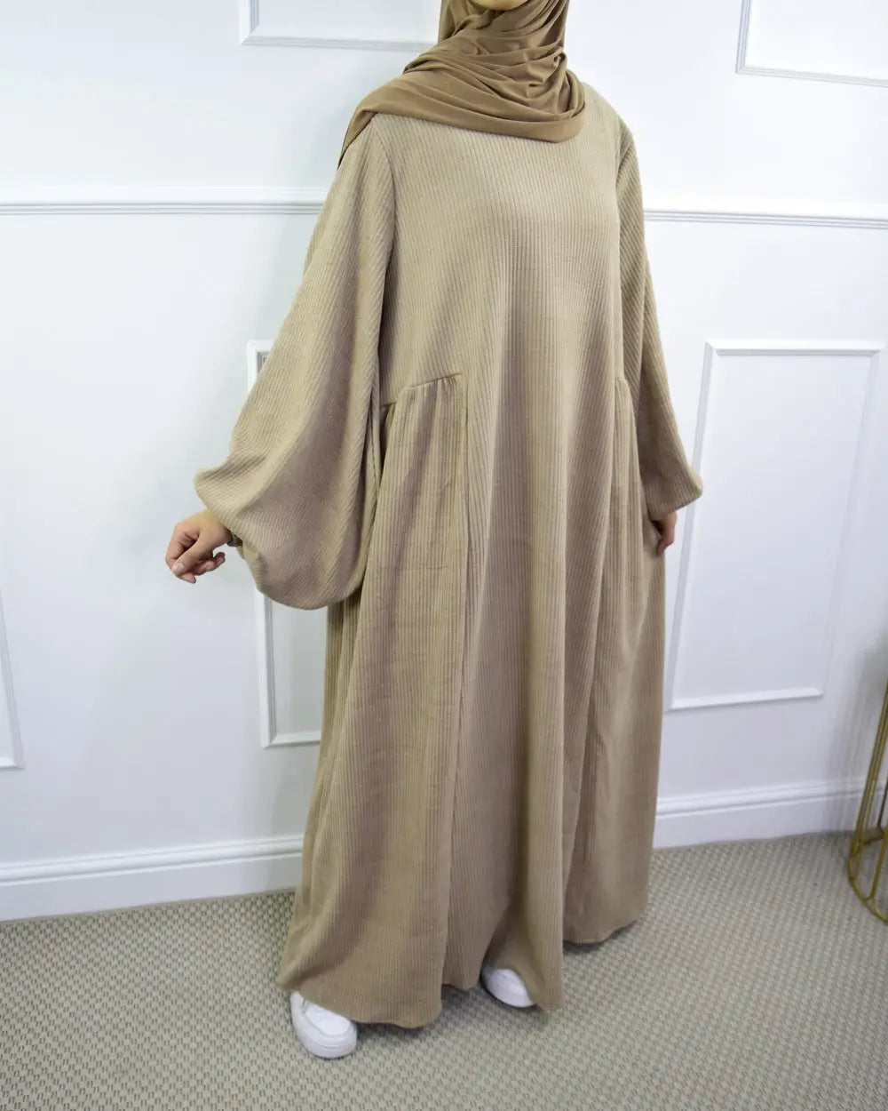Velvet Papillon abaya - Islamboekhandel.nl