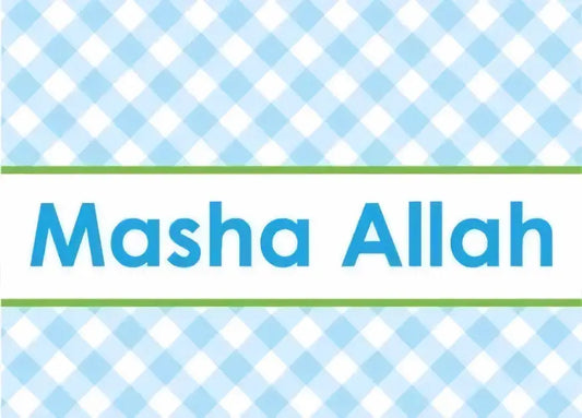Wenskaart geboorte jongen met lichtblauw wit ruitjes patroon en masha allah in vet petgroene tekst centraal geplaatst