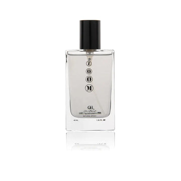Heldere glazen rechthoekige zoom parfumspray fles van 50 ml met zwarte dop en transparante vloeistof