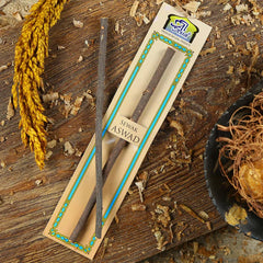 Grijze incensestick in decoratieve verpakking met turquoise, siwak stokje van zwarte olijfboom